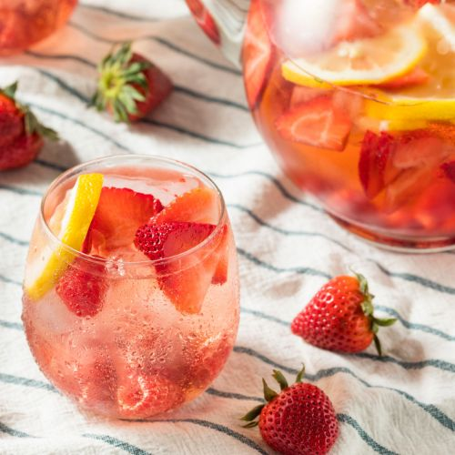 Cocktail au vin rosé