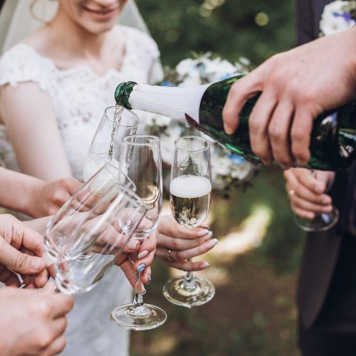 Combien de bouteilles de vin pour un mariage ?