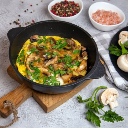 Omelette aux champignons de Paris persillés